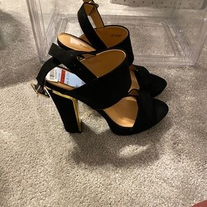 New black heel
